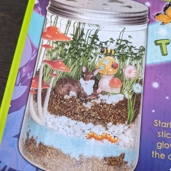 Grow N' Glow Terrarium, Faber-Castell, kids science kit, STEM - Picture 3 of 10